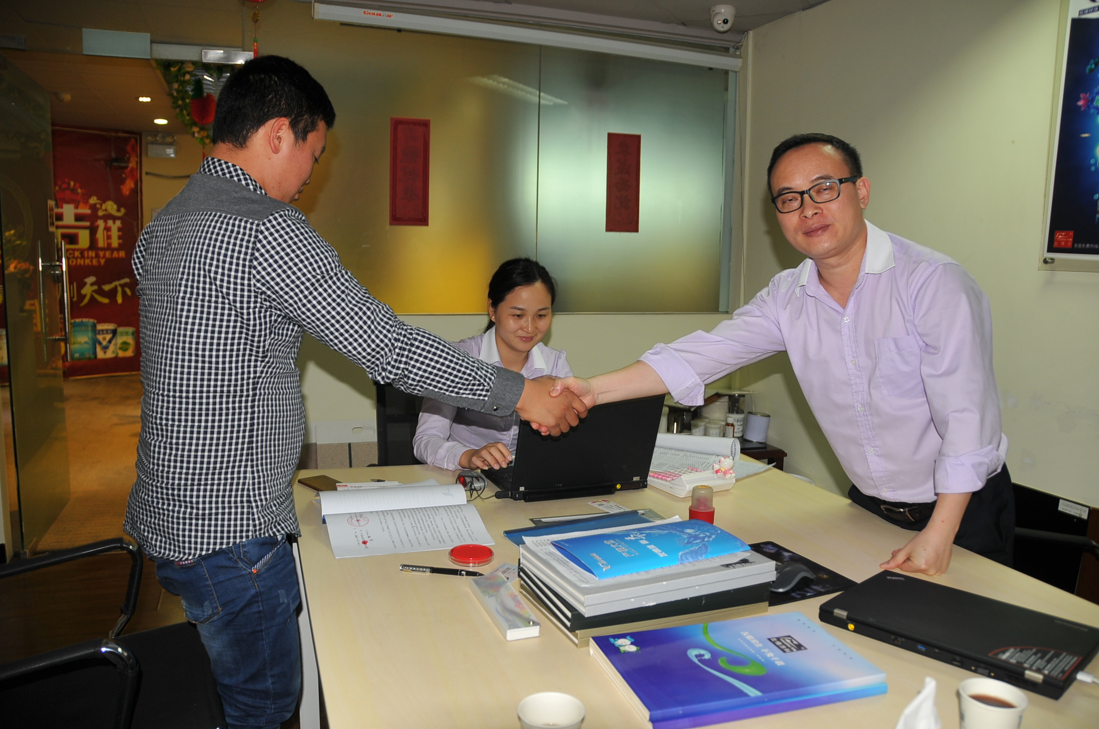 友情漆思南油漆代理 友情漆思南油漆代理