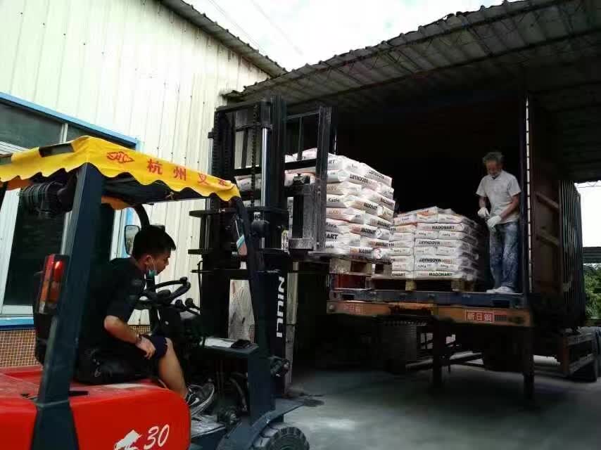 友情漆不斷創(chuàng)新突破,打開(kāi)海外市場(chǎng)銷路 友情漆不斷創(chuàng)新突破,打開(kāi)海外市場(chǎng)銷路