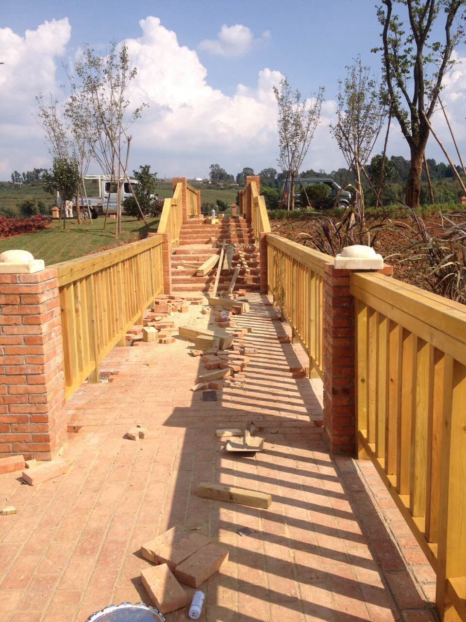 友情漆結緣云南東風韻 友情漆結緣云南東風韻