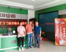 見證生產現(xiàn)場 增加合作信心